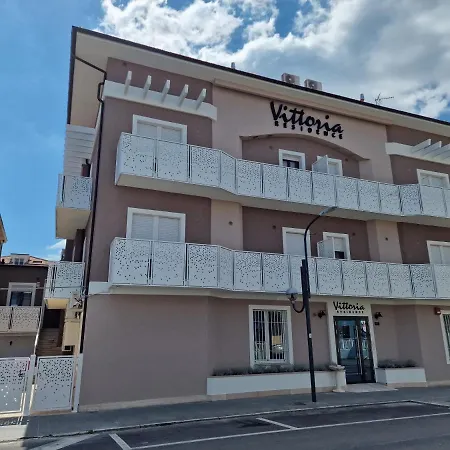 Aparthotel Vittoria 4*